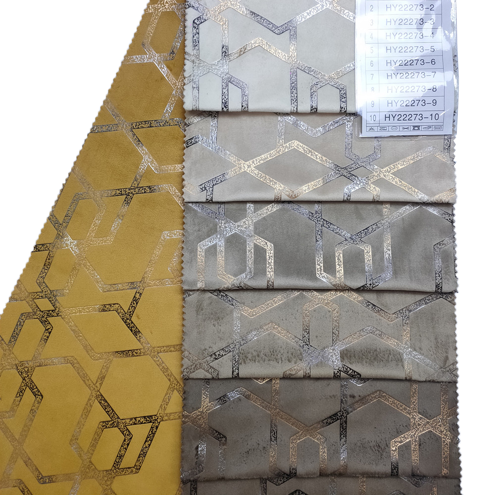 Modèle géométrique créatif en feuille d'or imprime